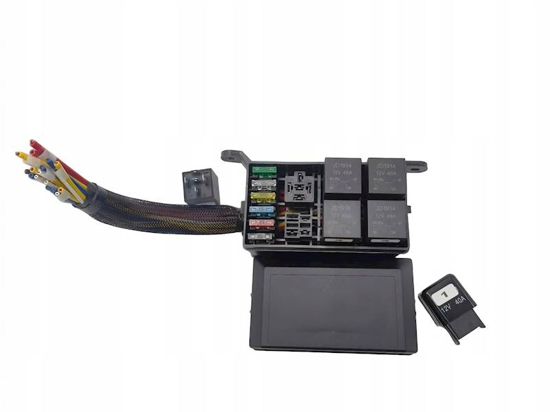 Skrzynka PRZEKAŹNIKÓW BEZPIECZNIKÓW 6+6 RELAY BOX Sparky SOLIDNA KABLE 12V