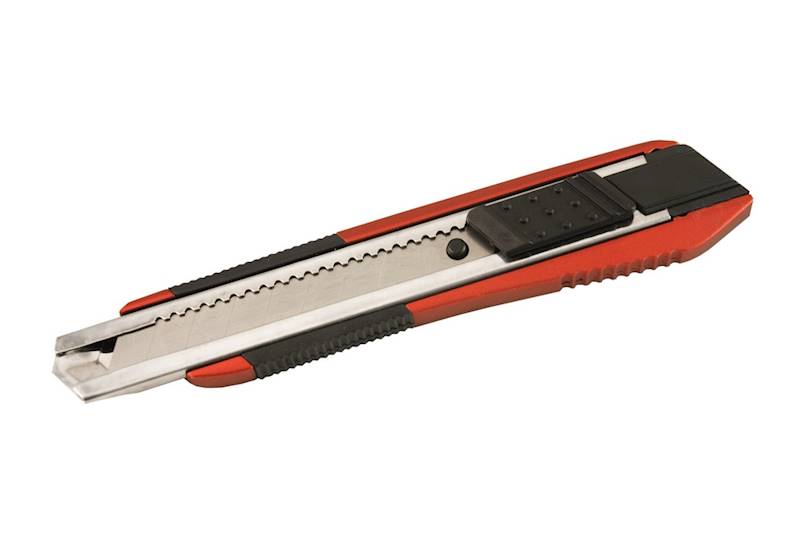 NÓŻ METALOWY "RED" 18mm "IRON"