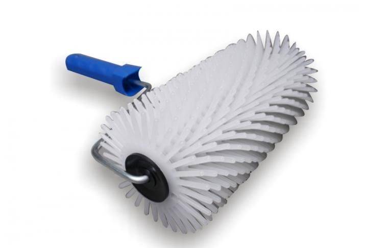 WAŁEK Z KOLCAMI GRUBY 25cm