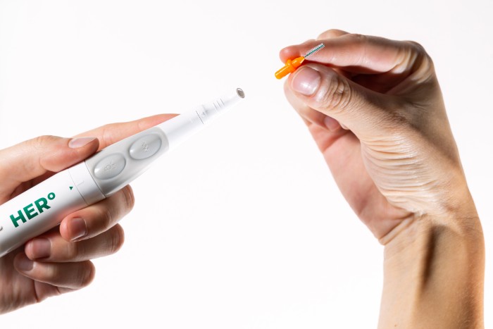 HERBADENT HERo - zestaw końcówek do elektrycznej szczoteczki HER° ELECTRA- 0,6 mm 10 sztuk, żółte