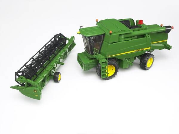 Kombajn John Deere T670i    