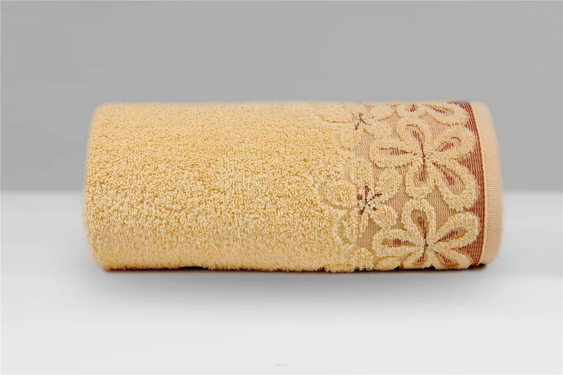 Ręcznik Greno Bella 70x140 Morelowy