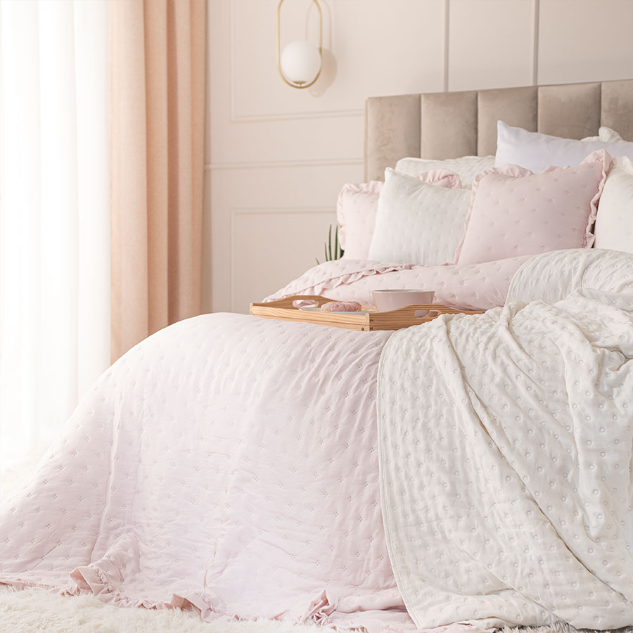 Narzuta Werona z falbanką 200x220 różowy