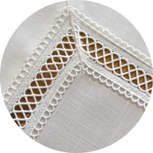 Obrus Nela 549 35x35