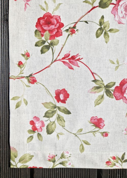 Obrus Martuli 60 150x185 DUŻE KWIATY czerwone na naturalnym tle