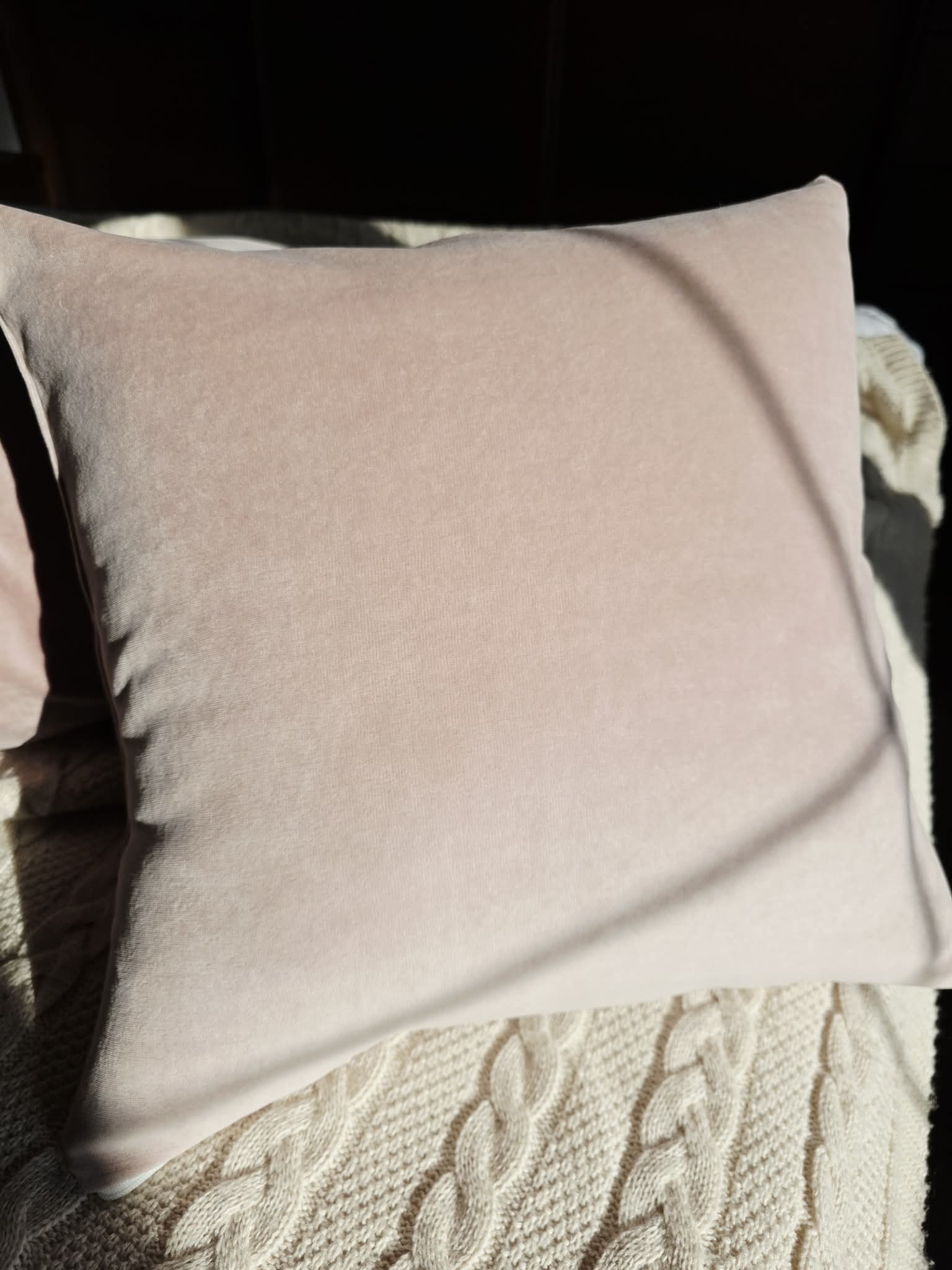 Poszewka Martuli 40x40 TULISIE welur ciemny kawowy