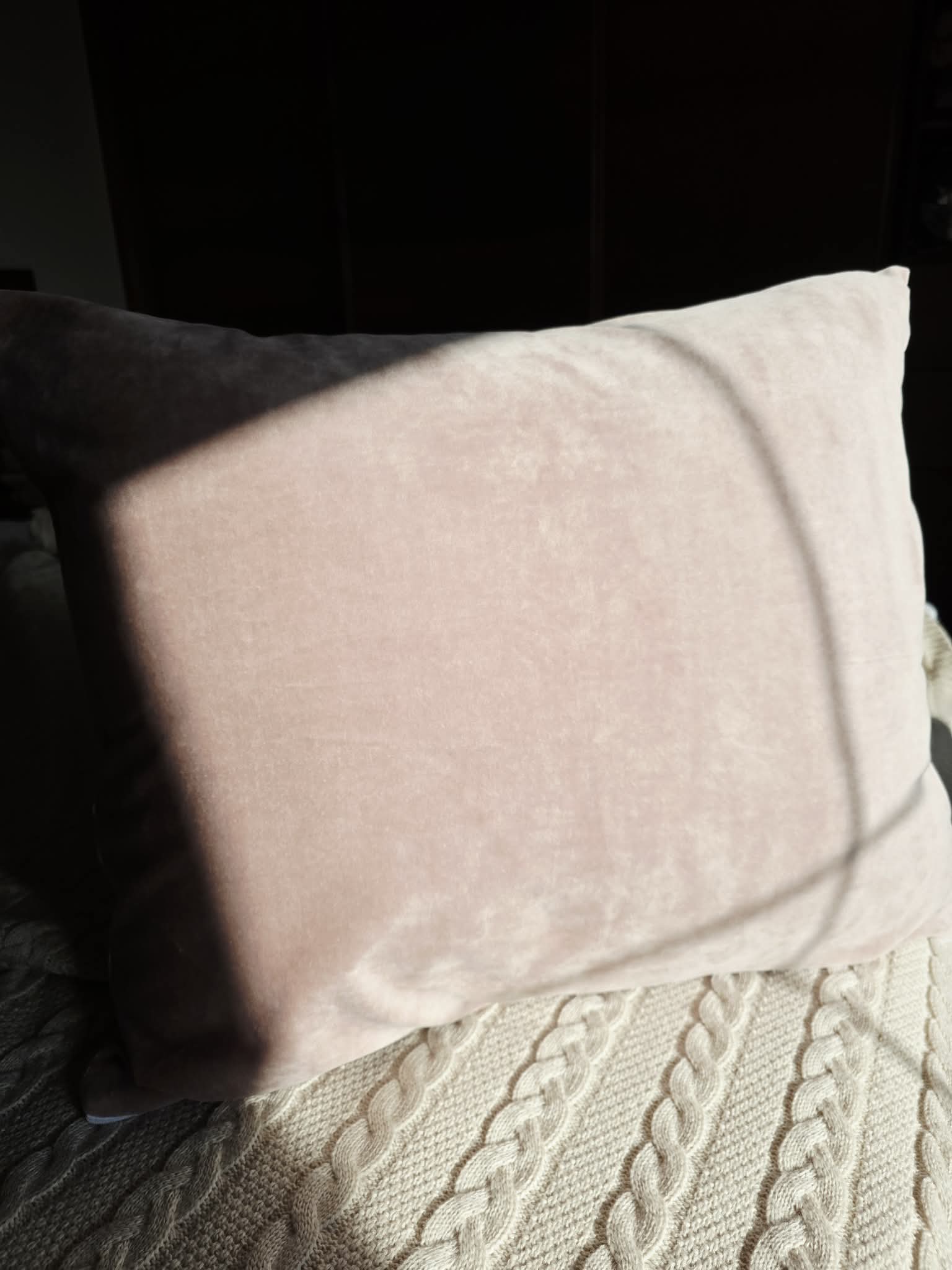 Poszewka Martuli 40x40 TULISIE welur ciemny kawowy