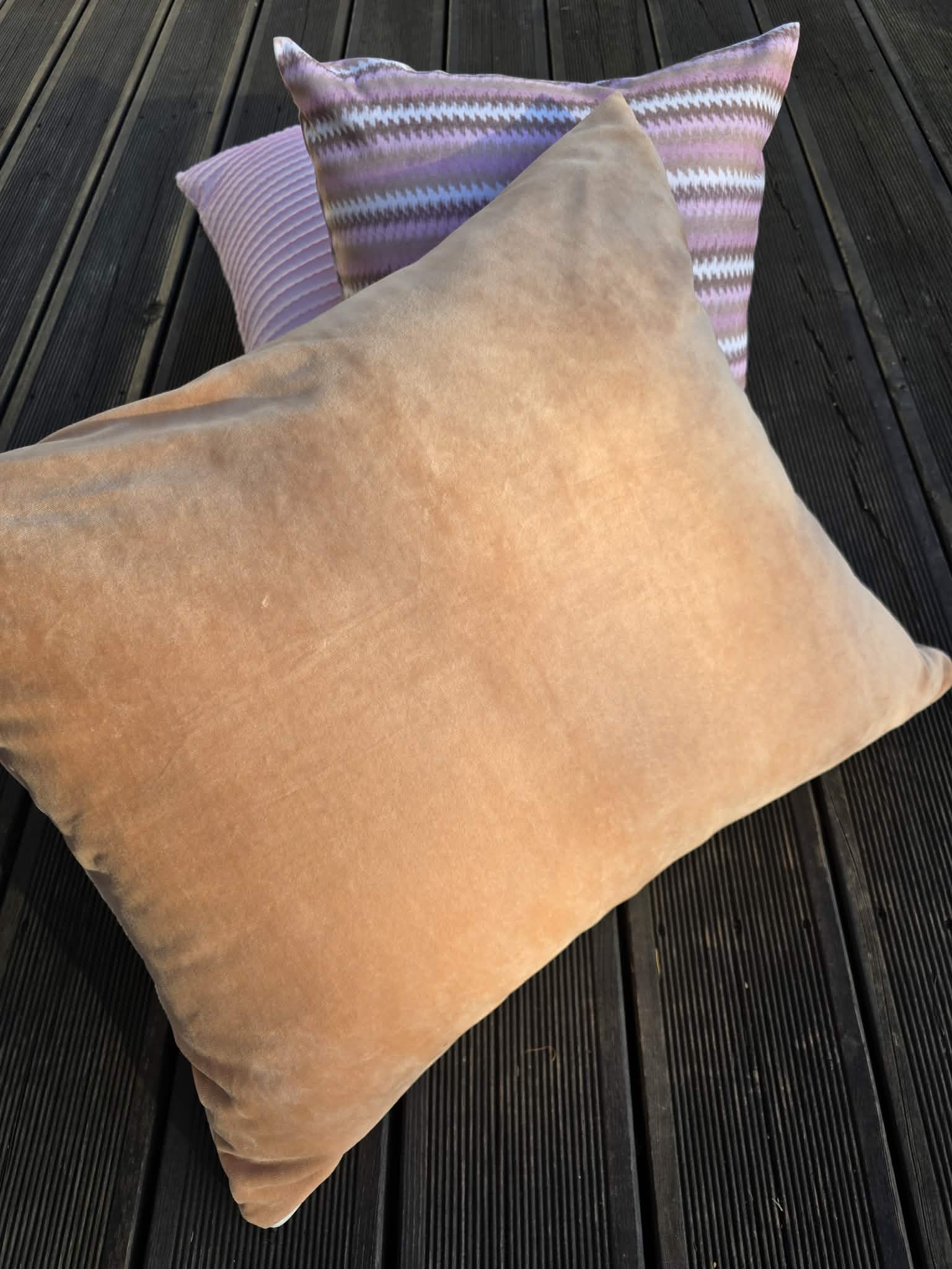 Poszewka Martuli 50x60 TULISIE welur karmel