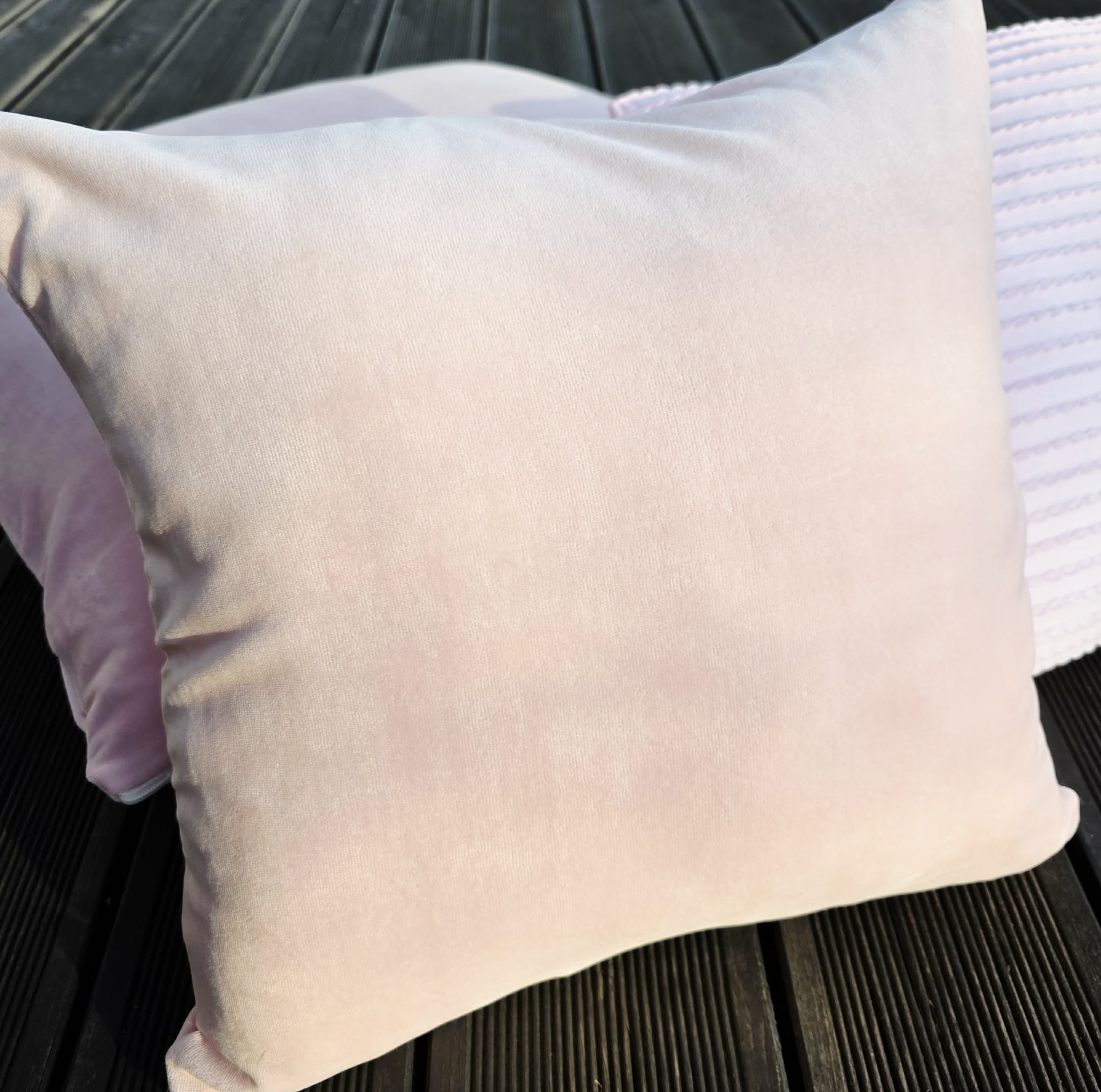 Poszewka Martuli 40x40 TULISIE welur pudrowy róż