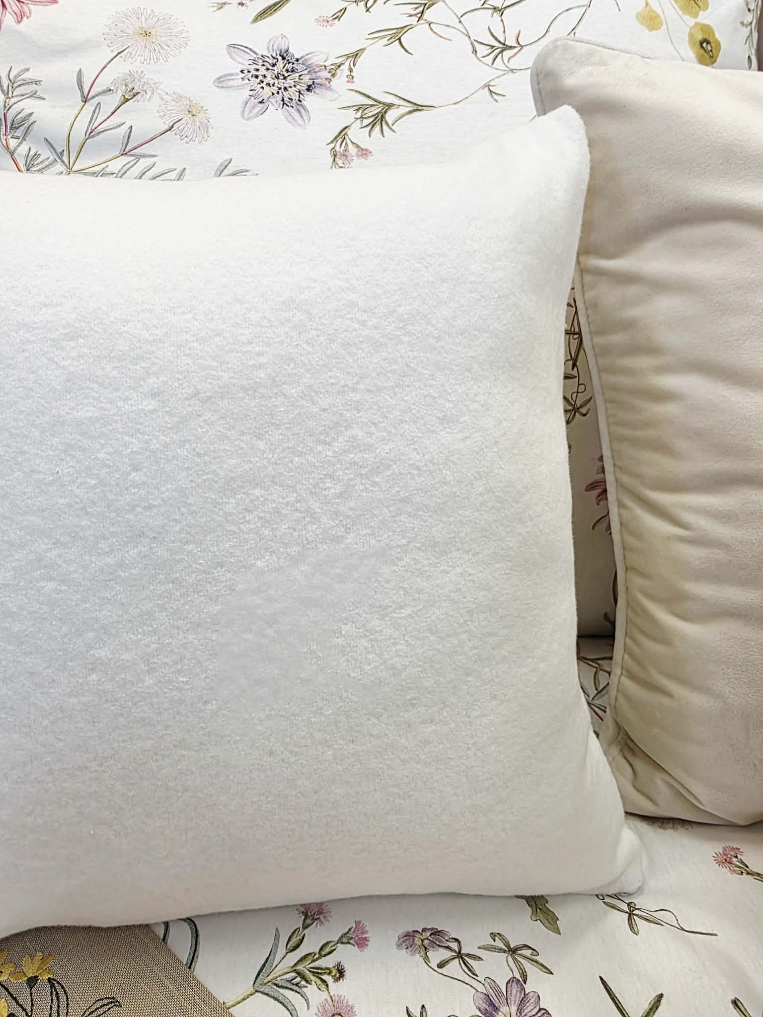 Poszewka Martuli 40x40 TULISIE luper termofrotta krem