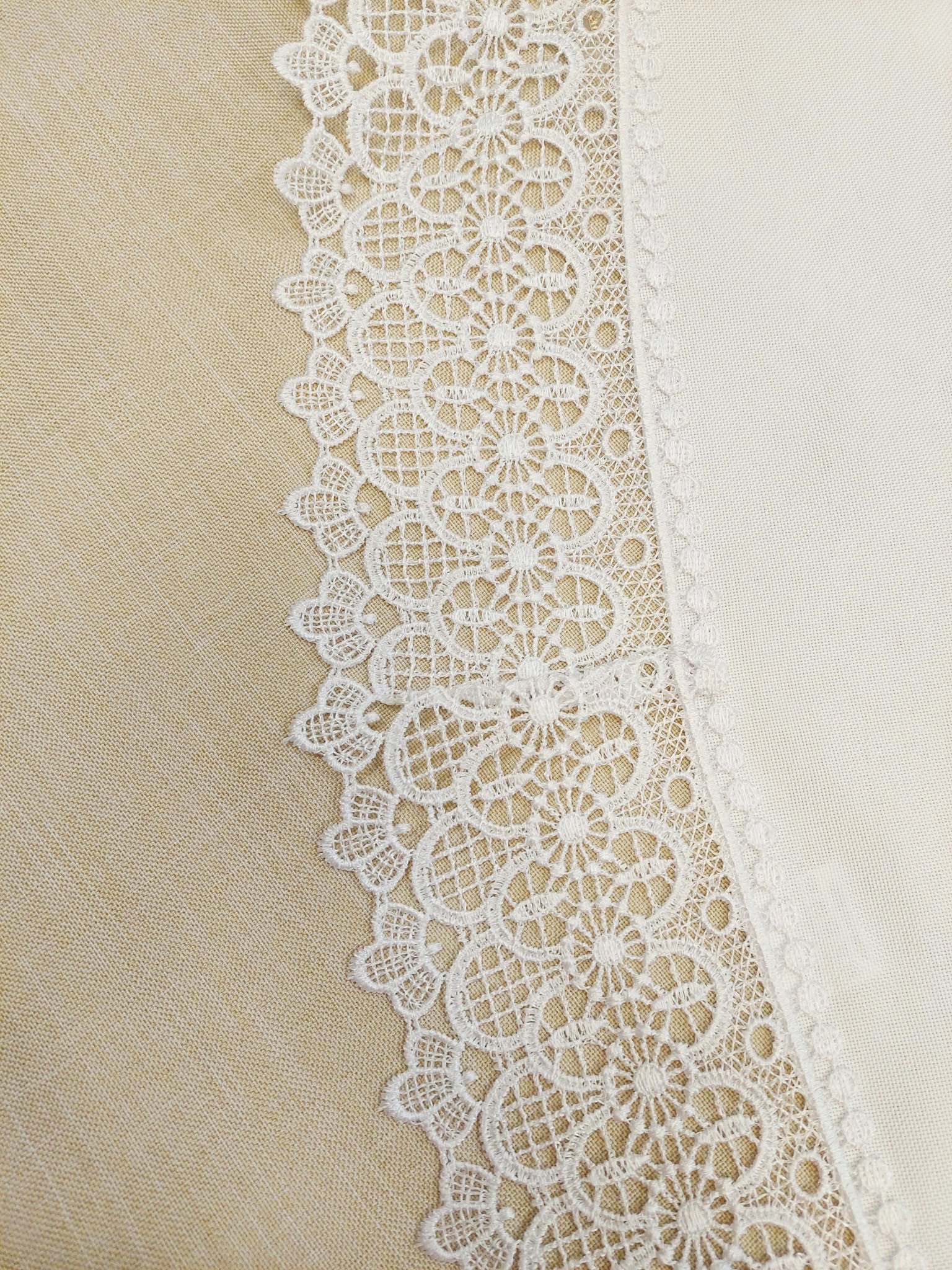 Obrus 20504 fi 180 biały