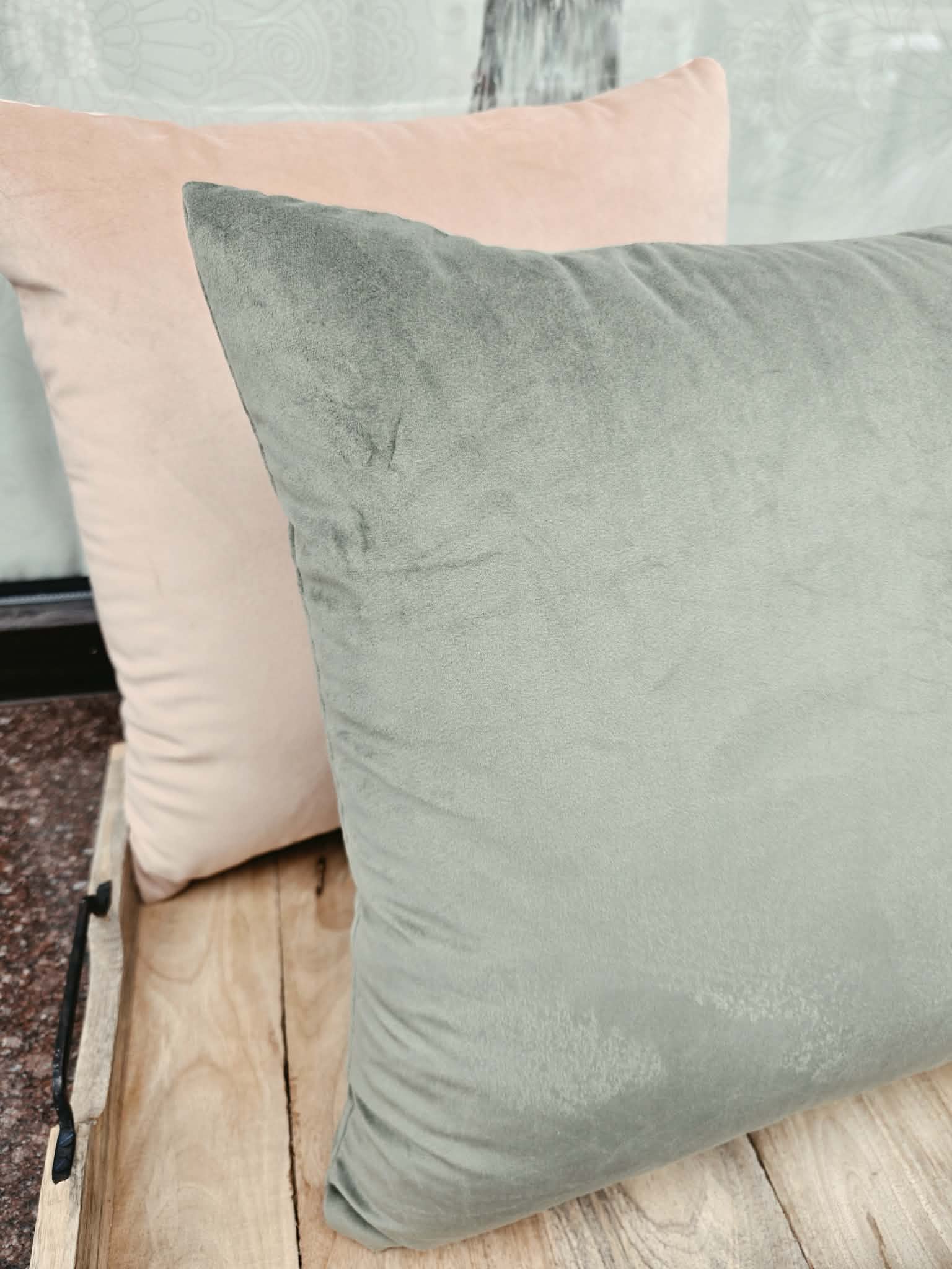 Poszewka Martuli Velur Magic 45x45 2243 khaki
