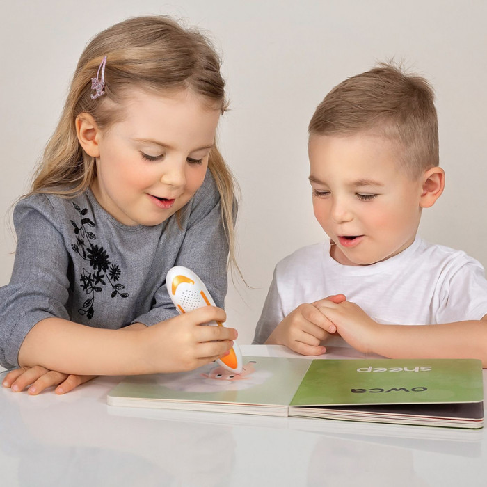 KAKADU: Mówiąca książka interaktywna "Pierwsze litery" + PIÓRO  - Oliwia Dulęba