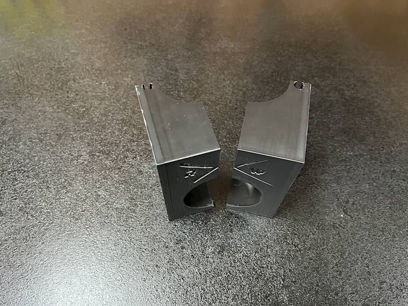 Uchwyt do cięcia Y pipe z kolan 70mm R92