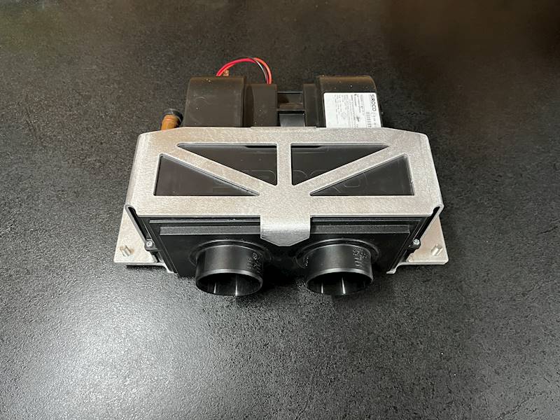 Mocowanie nagrzewnicy wodnej 12V/24V 4,3kw