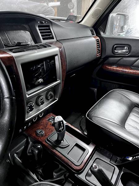 Mocowanie lewarka BMW F-series Nissan Patrol GU4  