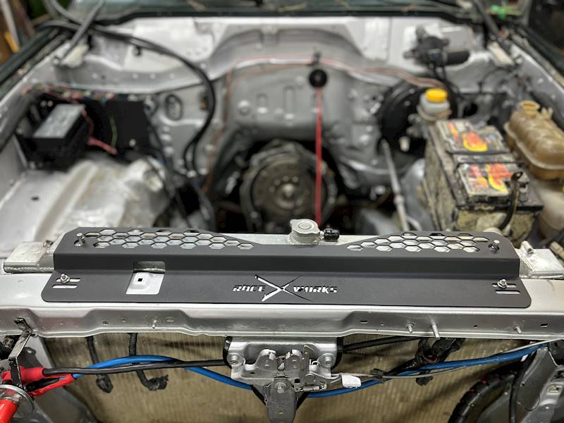 Mocowanie chłodnicy Patrol Y61 