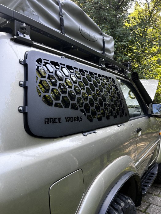 Aluminiowe osłony szyb tylnych Nissan Patrol Y61 SWB Short wer.3drzwiowa