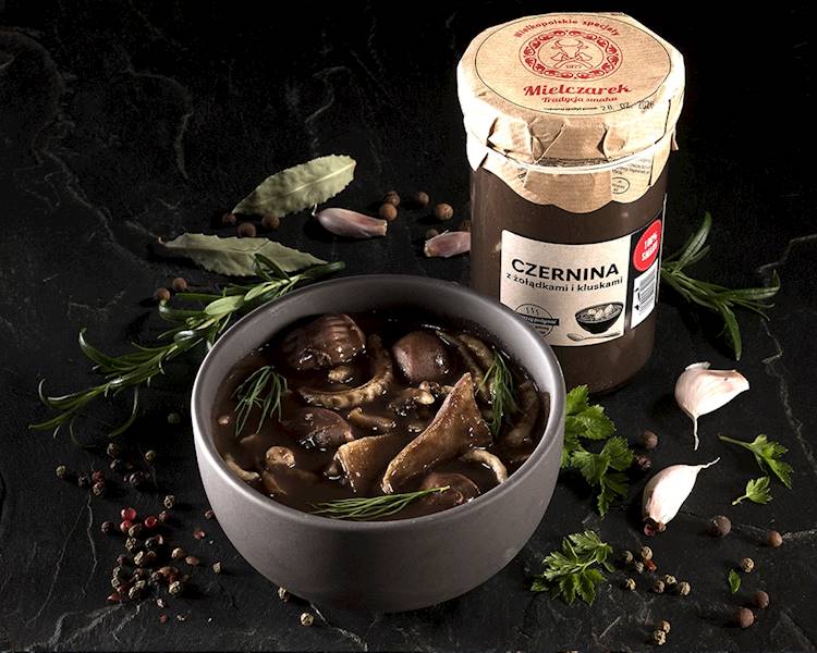 CZERNINA Z ŻOŁĄDKAMI I KLUSKAMI 490G MCZ