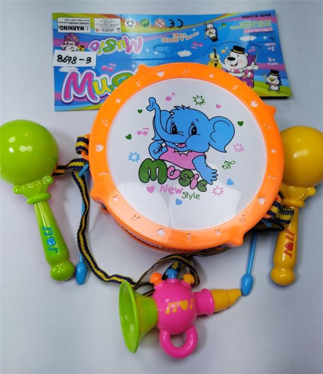 MKQ796437.jpg