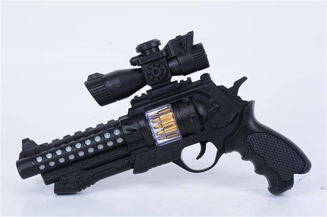 Pistolet z dźwiękami na baterie