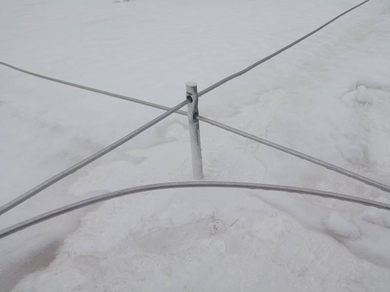 Uchwyt do naciągów wbijany, podwójny 40cm