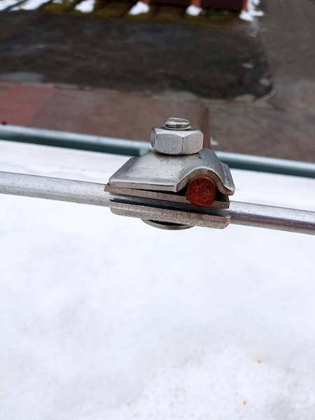 Złącze uniwersalne drut-drut z przekładką 1xM10 nierdzewne