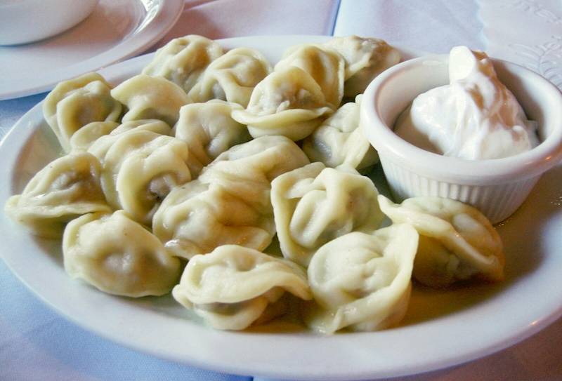 PIELMIENI PIEROŻKI Z MIĘSEM 350g