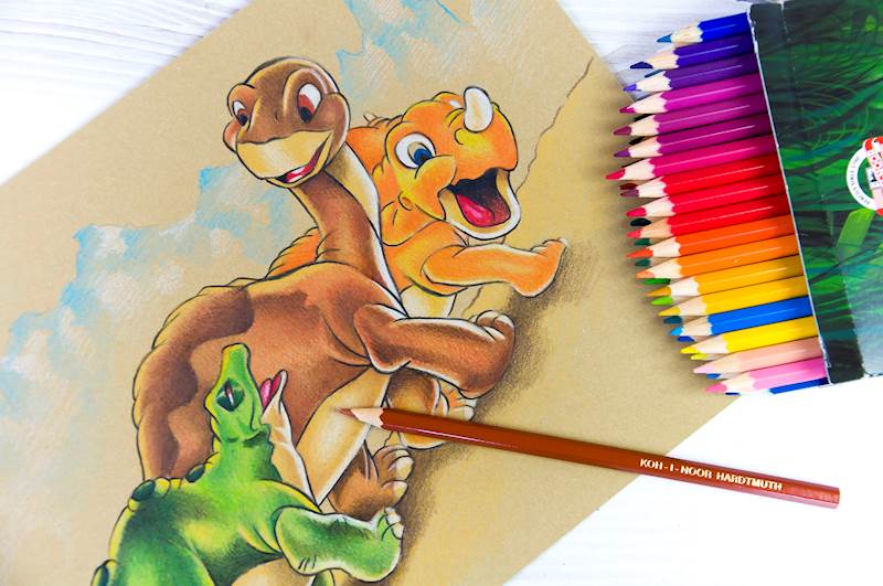 KREDKI 12 KOL DINO KIN