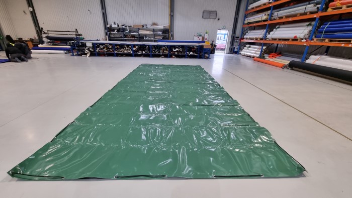 Plandeka płaska z PCV 650g/m2 na zamówienie 