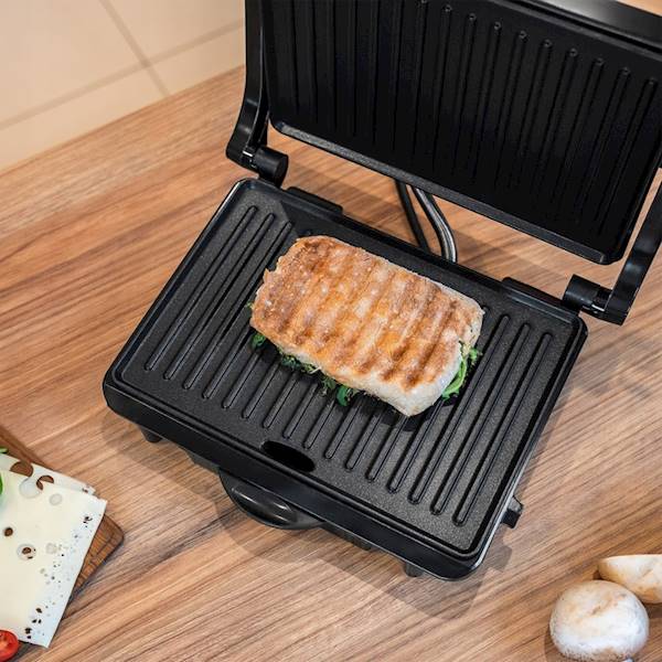 PANINI GRILL OPIEKACZ 1500W  TSA3232