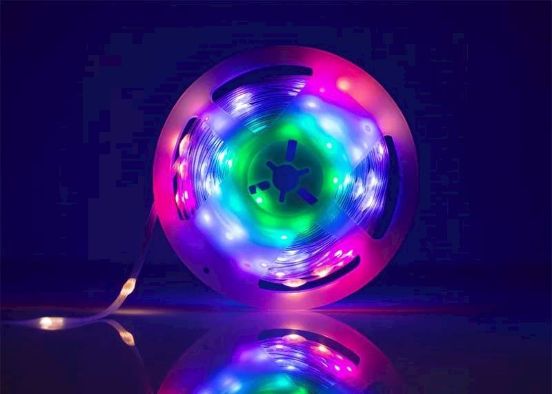 LED sznur 200-LED RGB, 10m USB DC/5V IP + pilot