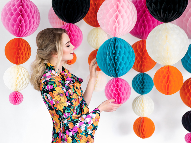 Kula bibułowa jasno różowy 30 cm - 1szt 