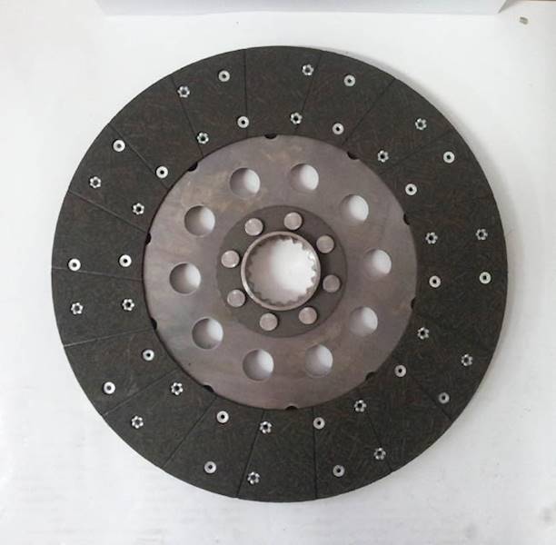 TARCZA SPRZĘGŁA JOHN DEERE fi 330 27x30 mm, Z-18