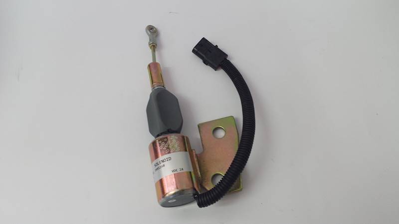 CEWKA GASZENIA CUMMINS 24v
