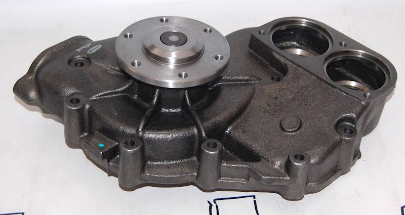 POMPA WODY MERCEDES OM457 OM458