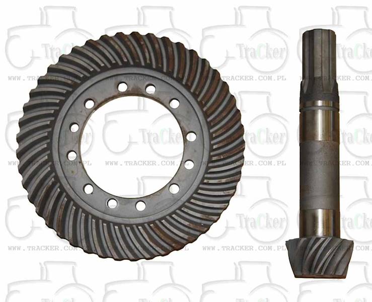 WAŁEK ATAKUJĄCY MASSEY FERGUSON 11x45