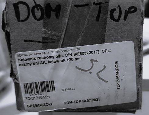 KĄTOWNIK Z PRZEDŁ. PIÓREM 80 CZARNY UNI 6 cm