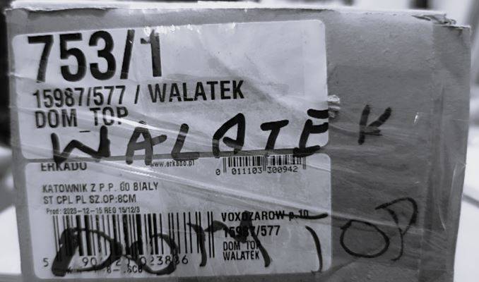 KĄTOWNIK Z PRZEDŁ. PIÓREM 80 BIAŁY ST CPL 8 CM