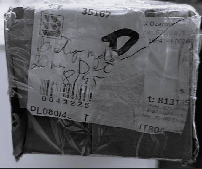 KĄTOWNIK 20 mm DRE BIAŁA MAT 8/45