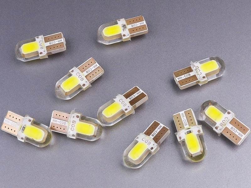 Żarówka samochodowa LED W5W T10 COB 1W