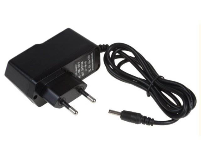Zasilacz wtyczkowy 5V / 2A - wtyk DC 1.7/4.0