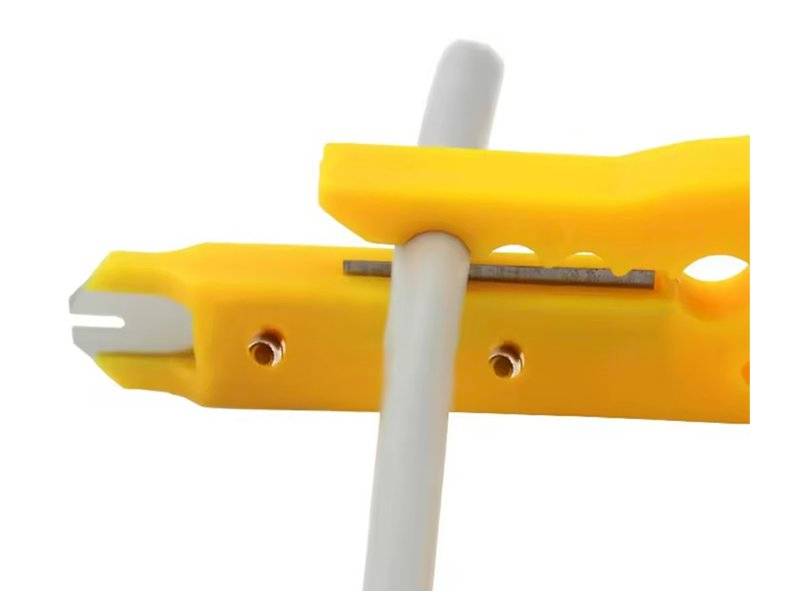 Ściągacz izolacji RJ45 UTP STP