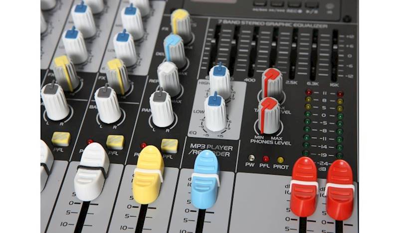 Novox M10P - powermikser audio