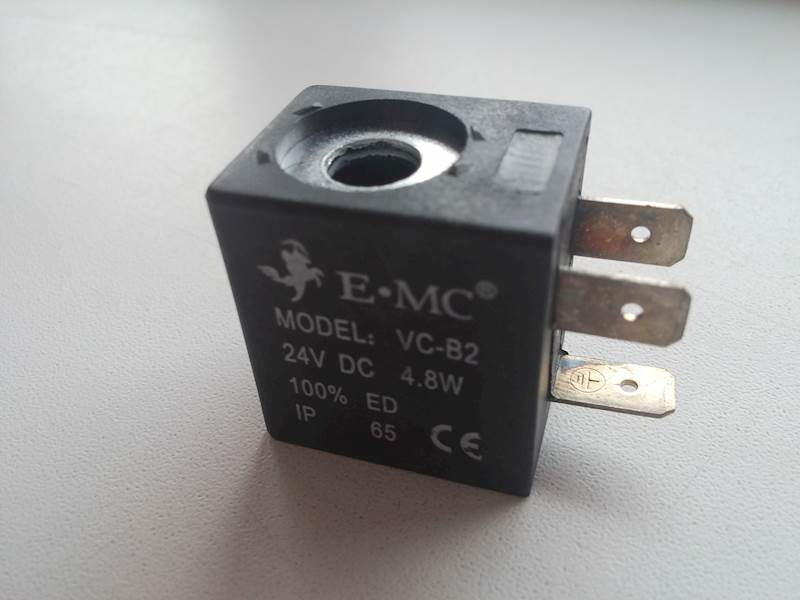 EMC VC B2-E2 CEWKA 220V