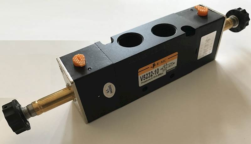 EMC V5232-10 ELEKTROZAWÓR PIĘCIODROGOWY 5/2 3/8"