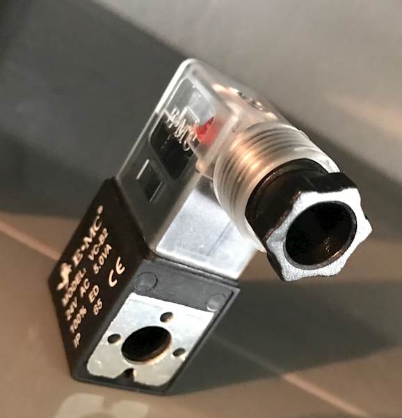 EMC VC2-DT-E2 CEWKA + WTYCZKA AC220V